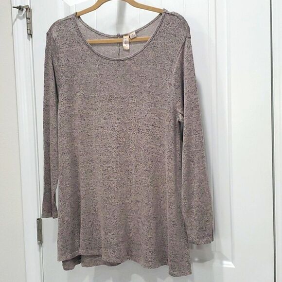 Misia Gray Heather's Women’s Sweater/Tunic Size Medium - Picture 1 of 4